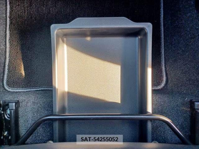 Suzuki SWIFT 2015-03 327955-29