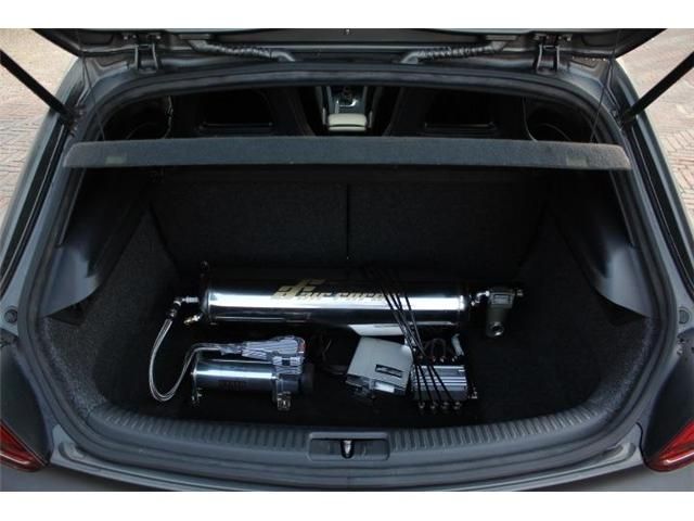 VolksWagen SCIROCCO 2009-06 3722-5