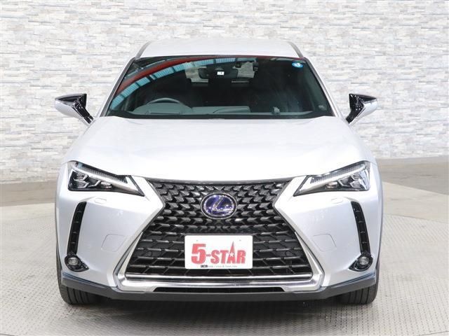 Lexus UX 2019-01 5922-5