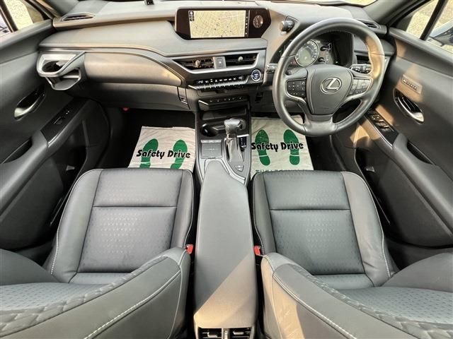 Lexus UX 2019-01 5922-10