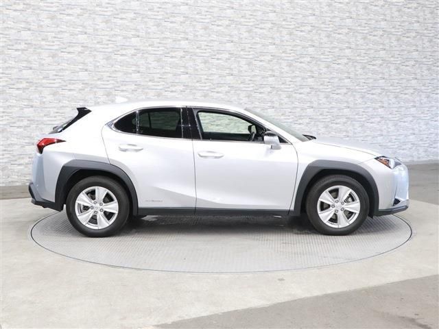 Lexus UX 2019-01 5922-6