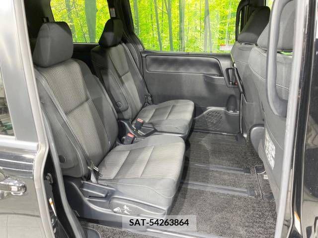 Toyota VOXY 2017-09 321540-12