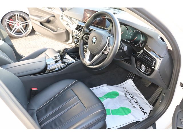 Bmw 5 SERIES 2017-08 2614-1