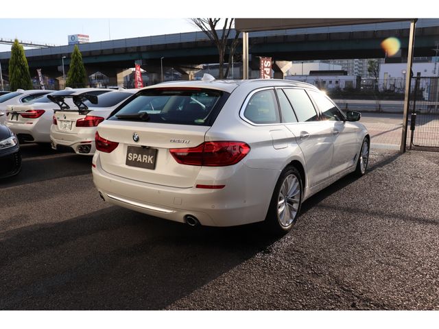 Bmw 5 SERIES 2017-08 2614-2
