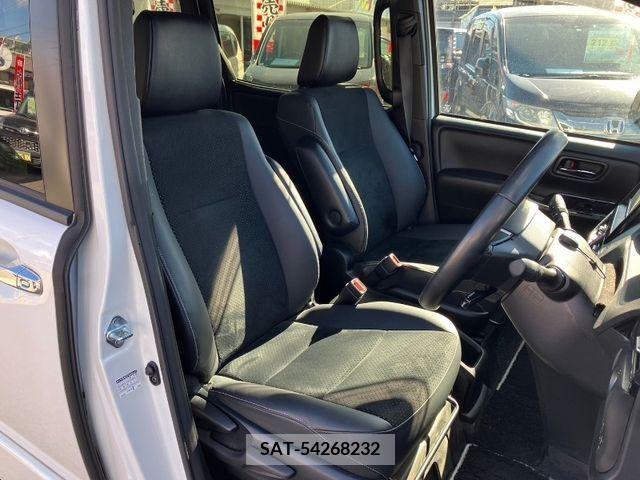 Toyota VOXY HYBRID 2021-03 289344-11