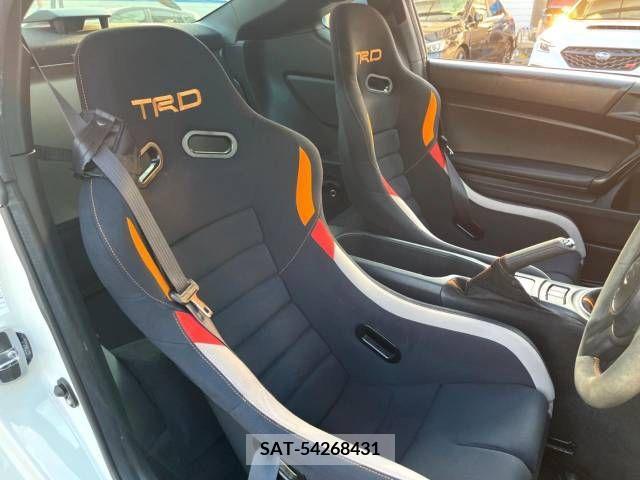 Toyota 86 2015-02 321153-12