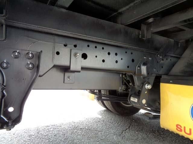 Isuzu ELF TRUCK 2020-11 8905-22