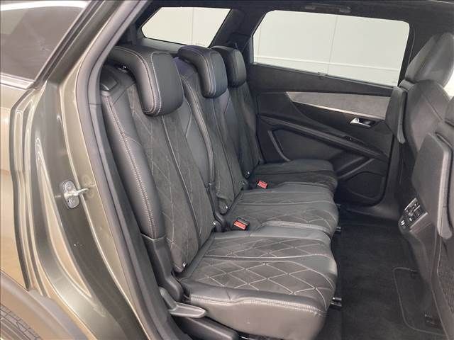 Peugeot 5008 2017-11 20783-9
