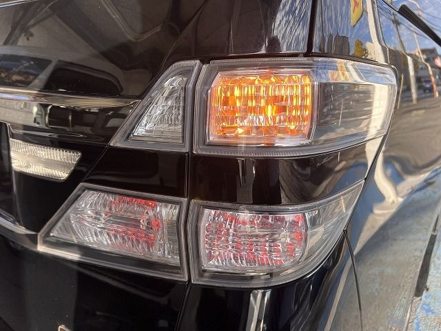 Toyota VELLFIRE 2014-01 187902-24