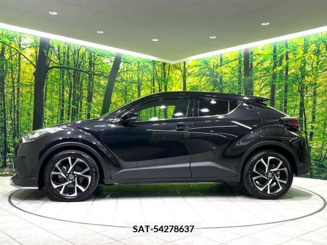 Toyota C-HR 2017-06 322983-19