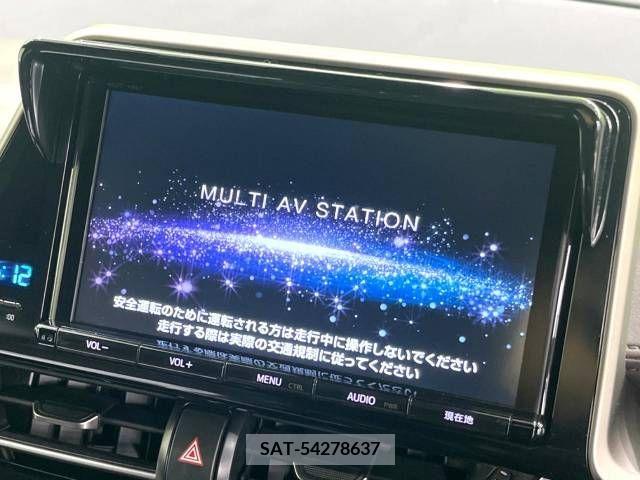 Toyota C-HR 2017-06 322983-2