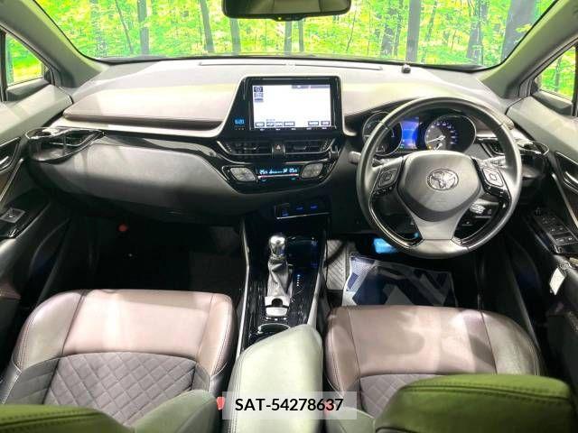 Toyota C-HR 2017-06 322983-1