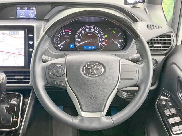 Toyota ESQUIRE 2019-08 193511-12