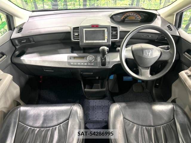 Honda FREED 2010-06 302812-1