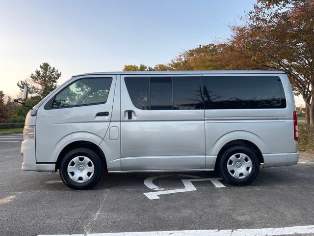 Toyota HIACE VAN 2010-08 19206-9