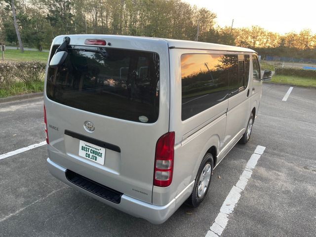 Toyota HIACE VAN 2010-08 19206-11