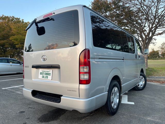 Toyota HIACE VAN 2010-08 19206-4