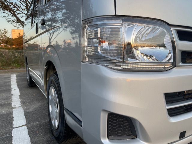 Toyota HIACE VAN 2010-08 19206-14