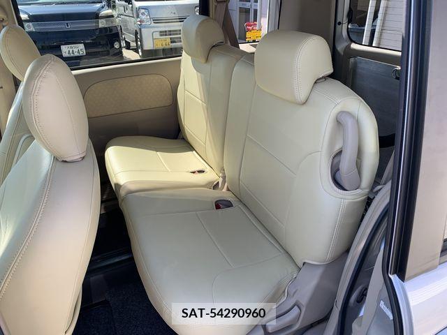 Toyota SIENTA 2010-02 344254-5