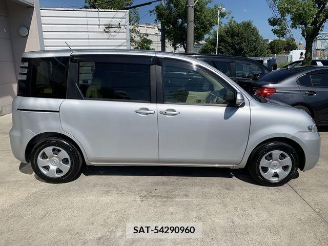 Toyota SIENTA 2010-02 344254-27