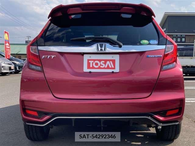 Honda FIT HYBRID 2017-11 338221-9