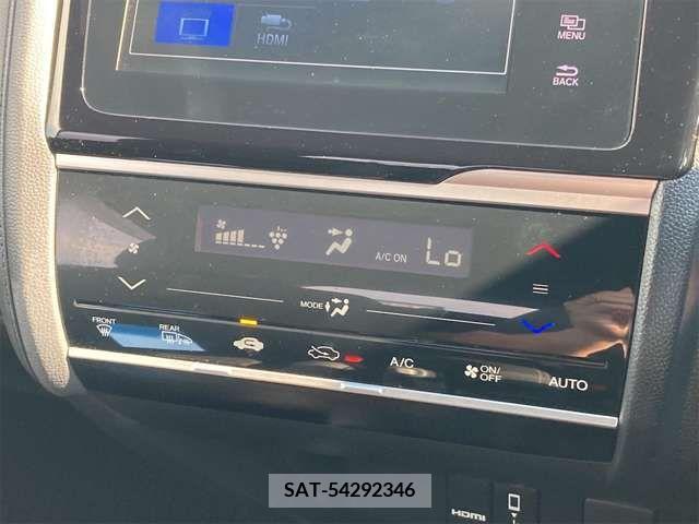 Honda FIT HYBRID 2017-11 338221-15