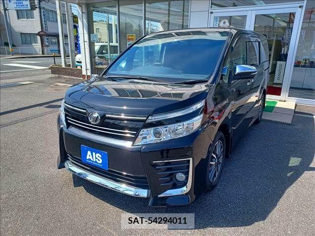 Toyota VOXY 2015-10 231327-0