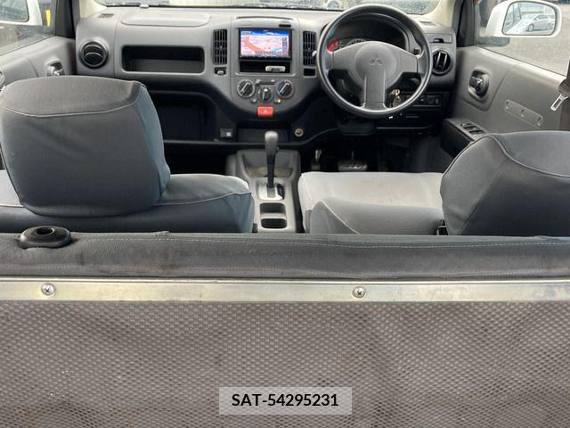 Mitsubishi LANCER CARGO 2014-07 339052-5