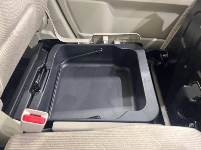 Suzuki WAGON R 2019-03 16048-7