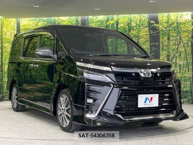 Toyota VOXY 2019-05 332486-17
