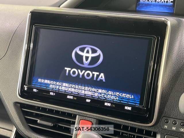 Toyota VOXY 2019-05 332486-4