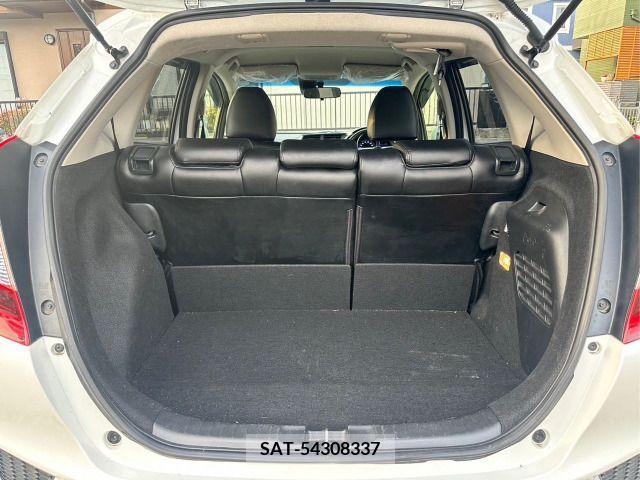 Honda FIT HYBRID 2015-03 240537-13
