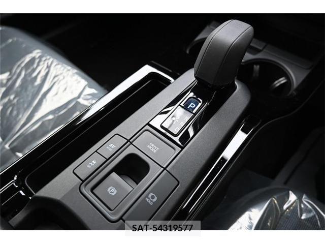 Toyota PRIUS 2024-01 282207-11