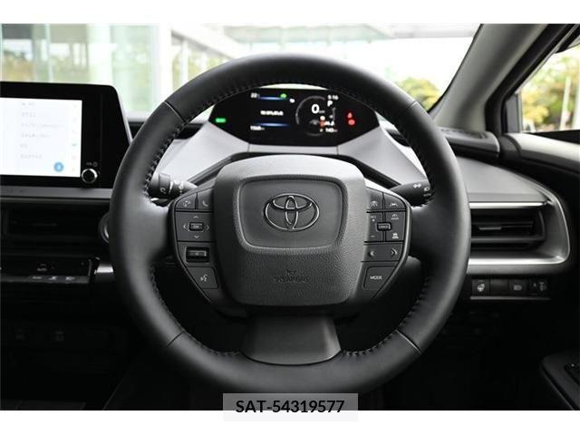Toyota PRIUS 2024-01 282207-10