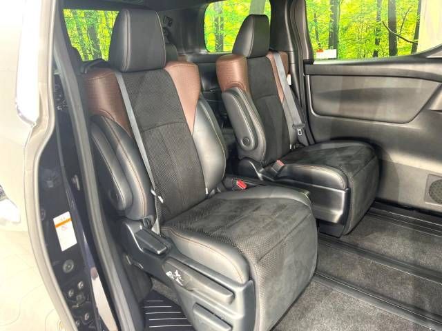 Toyota ALPHARD 2017-02 17772-8