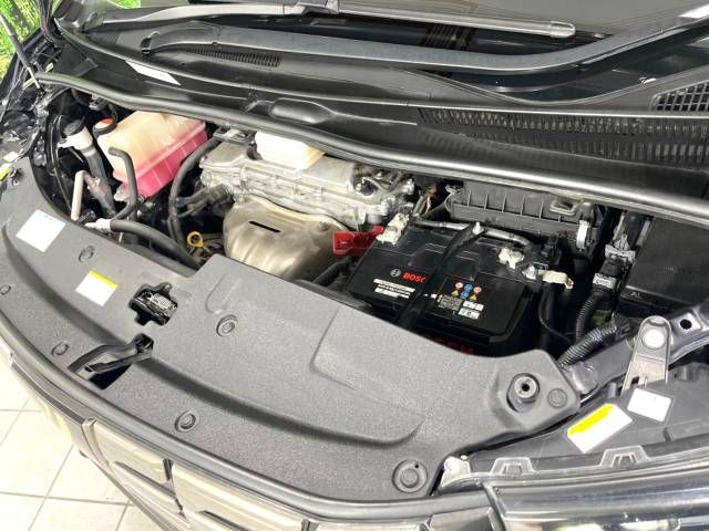 Toyota ALPHARD 2017-02 17772-18