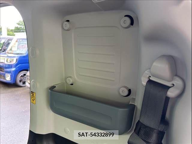Suzuki SPACIA 2022-09 368573-21