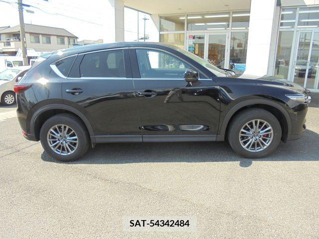 Mazda CX-5 2017-03 358556-9
