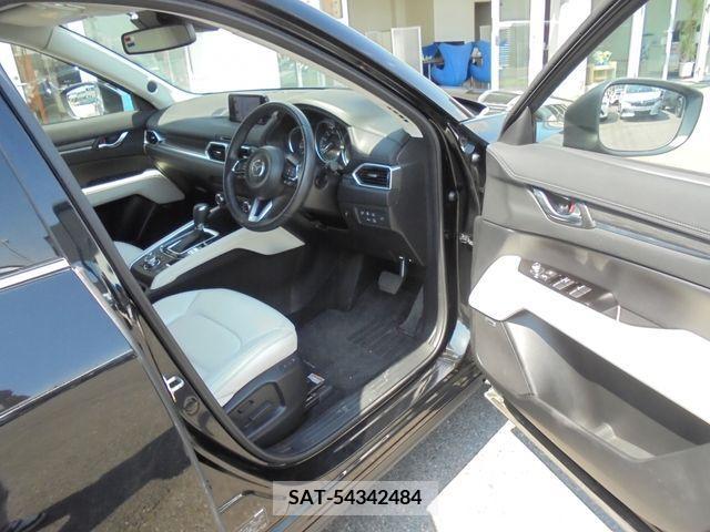 Mazda CX-5 2017-03 358556-1