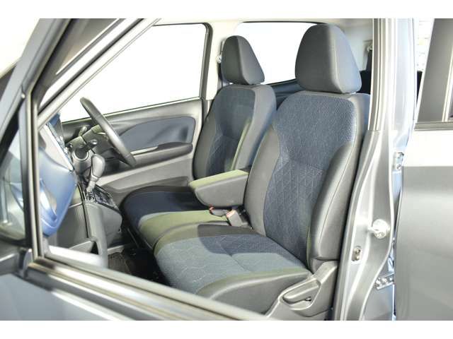 Mitsubishi EK X 2022-01 5033-3