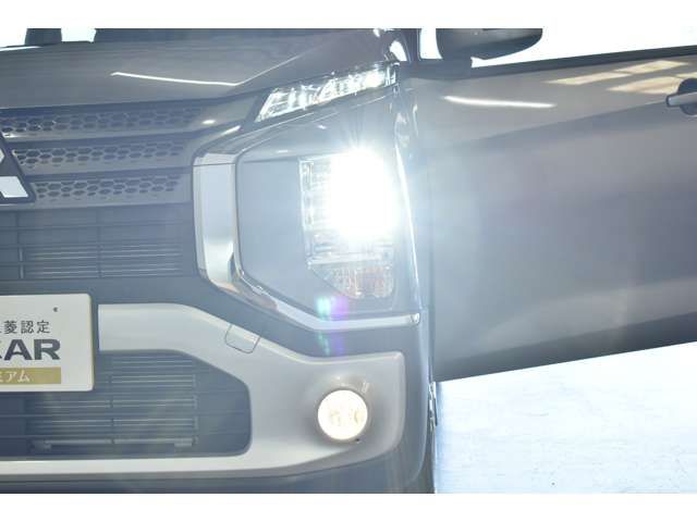 Mitsubishi EK X 2022-01 5033-11