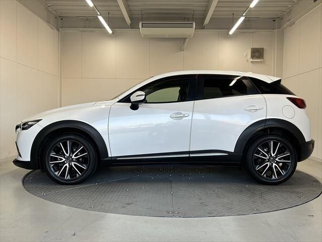 Mazda CX-3 2016-12 10371-7