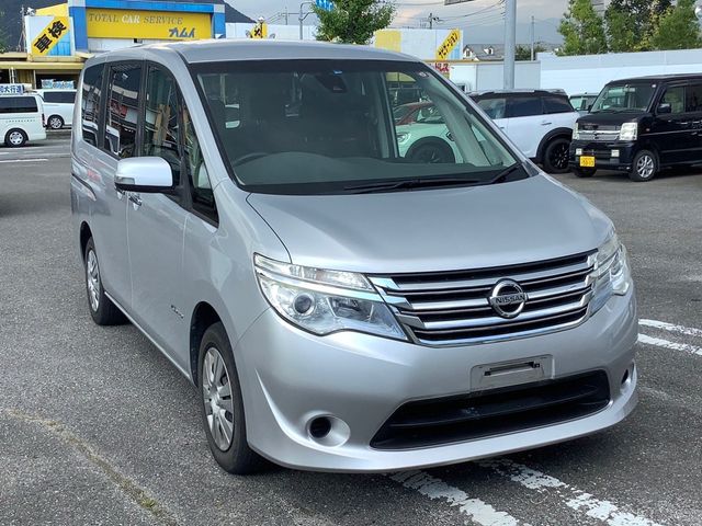 Nissan SERENA 2015-02 8211-0