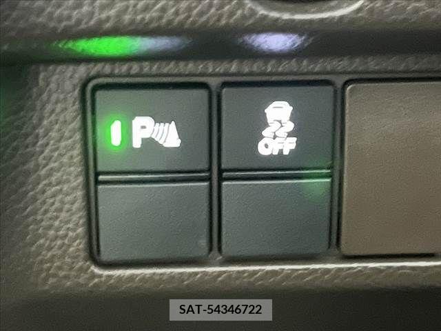 Honda N BOX 2023-05 255966-19