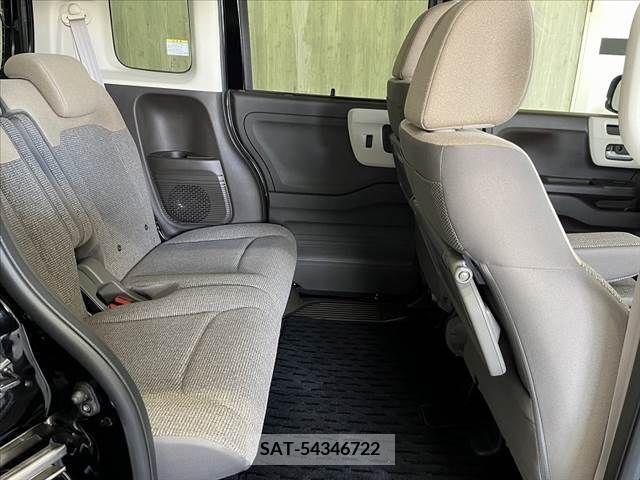 Honda N BOX 2023-05 255966-11