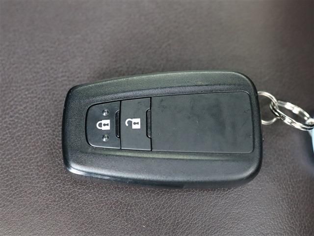 Toyota C-HR 2019-03 191992-16