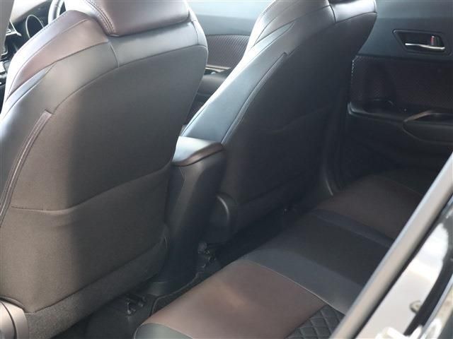 Toyota C-HR 2019-03 191992-15