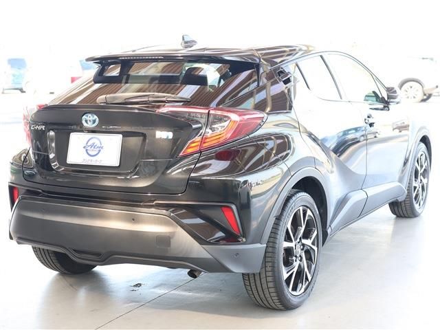 Toyota C-HR 2019-03 191992-5