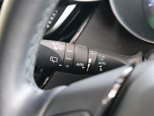 Toyota C-HR 2019-03 191992-29