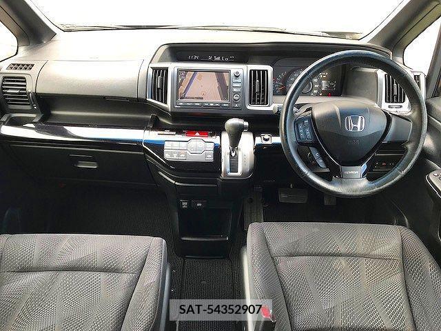 Honda STEP WGN 2009-11 324607-1
